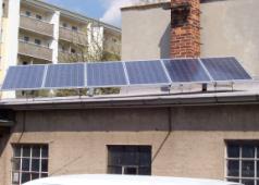 Solarmodule auf einem Ziegeldach
